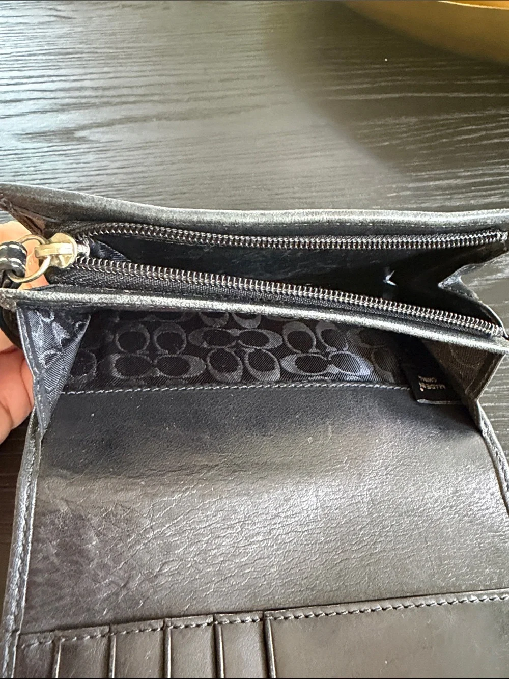 Coach Black Leather Bifold Wallet with Contrast Stitching